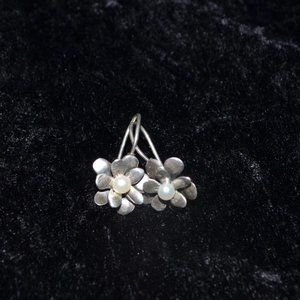Silpada Flower Earrings